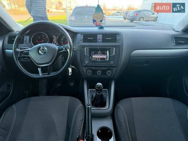 Білий Фольксваген Джетта, об'ємом двигуна 1.6 л та пробігом 153 тис. км за 11900 $, фото 8 на Automoto.ua