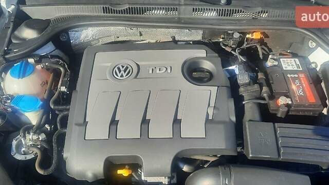 Білий Фольксваген Джетта, об'ємом двигуна 1.6 л та пробігом 167 тис. км за 11300 $, фото 6 на Automoto.ua