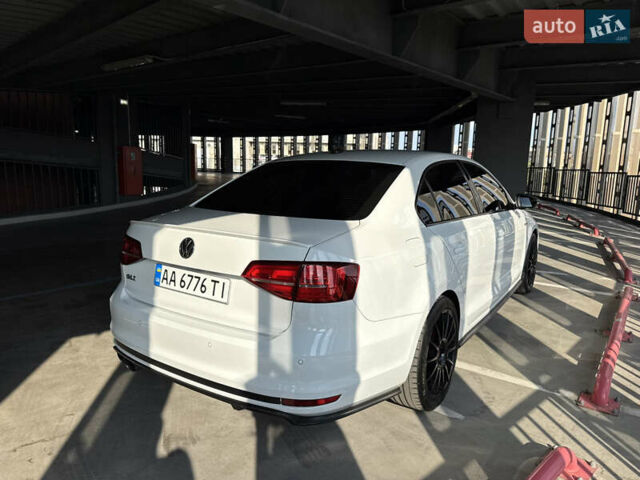 Білий Фольксваген Джетта, об'ємом двигуна 1.98 л та пробігом 143 тис. км за 15600 $, фото 7 на Automoto.ua