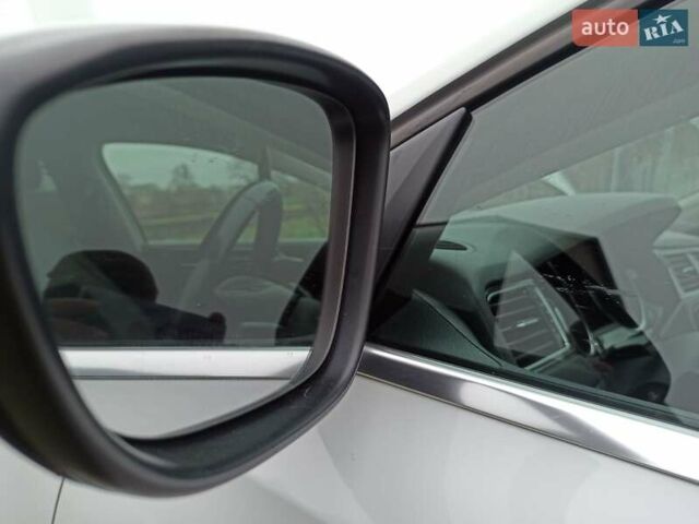 Белый Фольксваген Джетта, объемом двигателя 1.6 л и пробегом 226 тыс. км за 12500 $, фото 56 на Automoto.ua