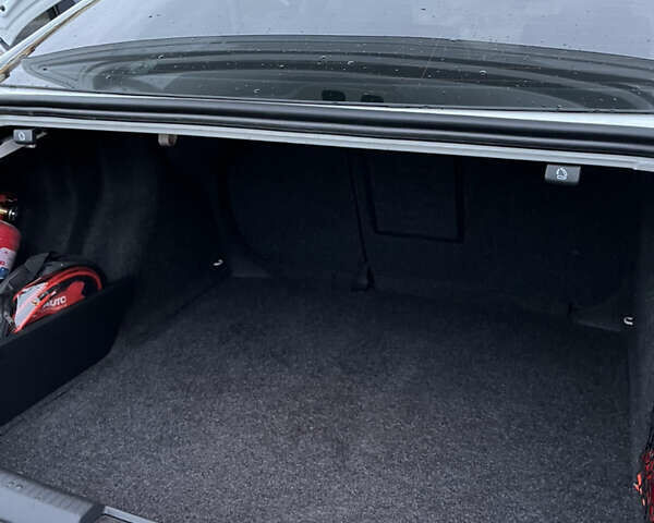 Белый Фольксваген Джетта, объемом двигателя 1.6 л и пробегом 202 тыс. км за 11600 $, фото 11 на Automoto.ua