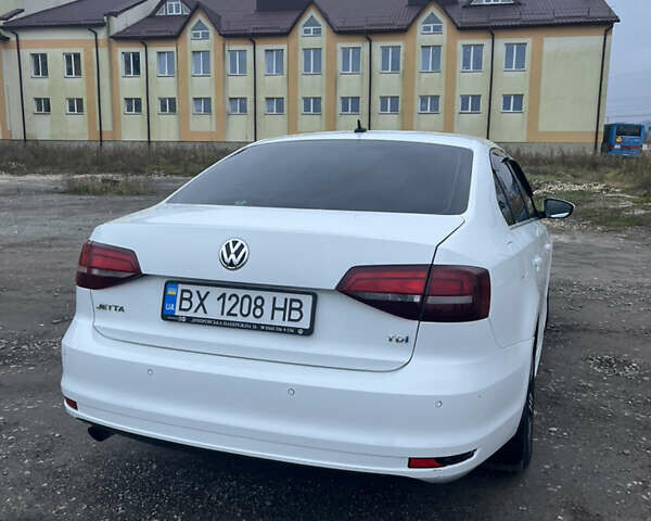 Белый Фольксваген Джетта, объемом двигателя 1.6 л и пробегом 202 тыс. км за 11600 $, фото 3 на Automoto.ua