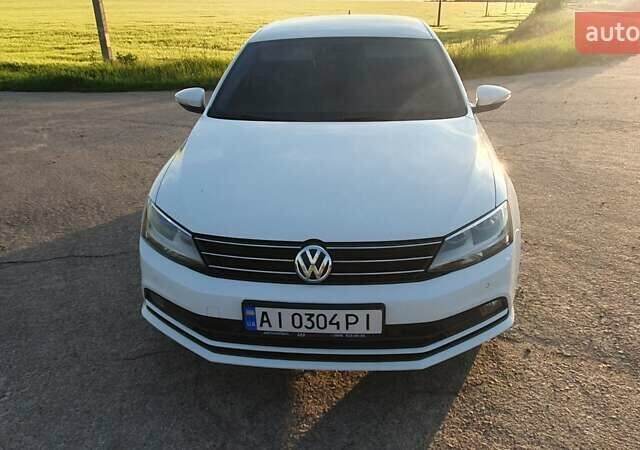 Белый Фольксваген Джетта, объемом двигателя 1.6 л и пробегом 150 тыс. км за 12500 $, фото 10 на Automoto.ua