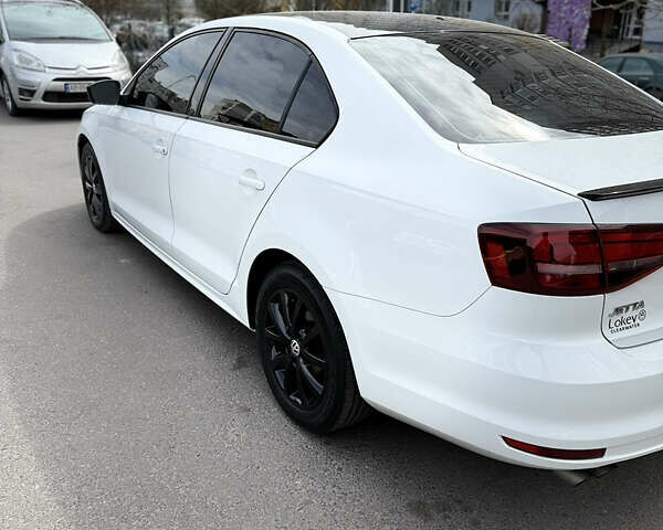 Білий Фольксваген Джетта, об'ємом двигуна 1.4 л та пробігом 115 тис. км за 12300 $, фото 6 на Automoto.ua