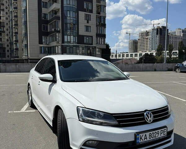 Білий Фольксваген Джетта, об'ємом двигуна 1.6 л та пробігом 173 тис. км за 11000 $, фото 8 на Automoto.ua