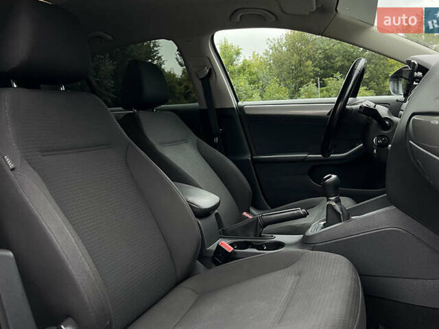 Фольксваген Джетта 2016 в Львове на Automoto.ua Белый Фольксваген Джетта, объемом двигателя 1.6 л и пробегом 187 тыс. км за 11500 $, фото 16 на Automoto.ua