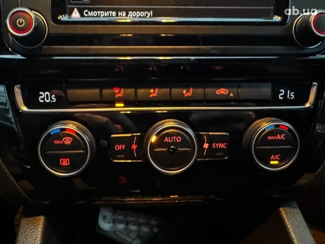 Белый Фольксваген Джетта, объемом двигателя 1.6 л и пробегом 180 тыс. км за 10990 $, фото 18 на Automoto.ua