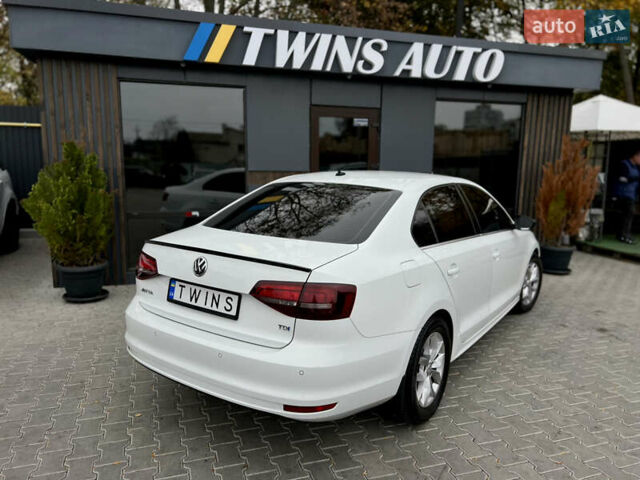 Белый Фольксваген Джетта, объемом двигателя 1.6 л и пробегом 276 тыс. км за 10500 $, фото 17 на Automoto.ua