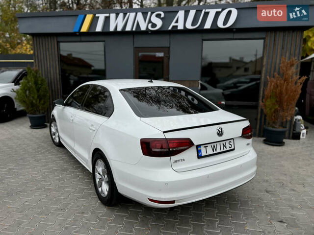 Белый Фольксваген Джетта, объемом двигателя 1.6 л и пробегом 276 тыс. км за 10500 $, фото 21 на Automoto.ua