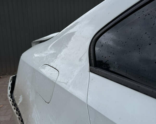 Фольксваген Джетта 2016 в Кривом Роге на Automoto.ua Белый Фольксваген Джетта, объемом двигателя 1.8 л и пробегом 110 тыс. км за 5500 $, фото 9 на Automoto.ua