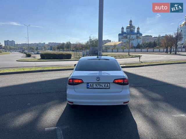Белый Фольксваген Джетта, объемом двигателя 1.39 л и пробегом 174 тыс. км за 9100 $, фото 4 на Automoto.ua