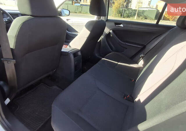 Белый Фольксваген Джетта, объемом двигателя 1.4 л и пробегом 184 тыс. км за 9300 $, фото 8 на Automoto.ua