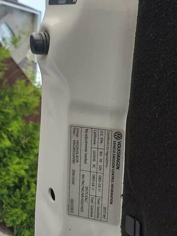 Белый Фольксваген Джетта, объемом двигателя 1.4 л и пробегом 141 тыс. км за 9500 $, фото 54 на Automoto.ua