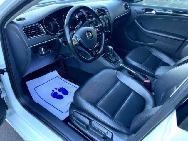 Белый Фольксваген Джетта, объемом двигателя 1.8 л и пробегом 76 тыс. км за 4200 $, фото 8 на Automoto.ua