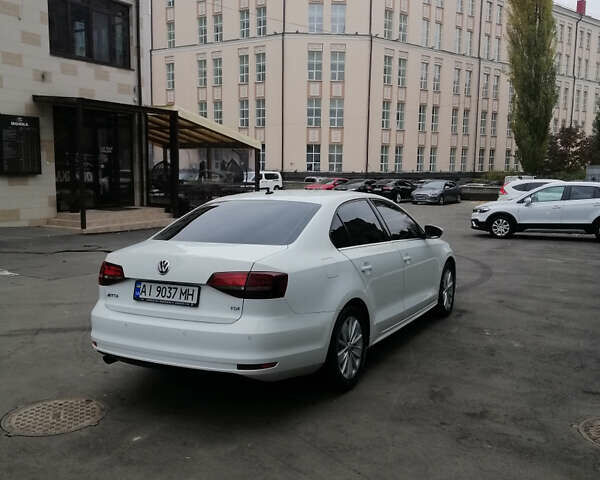 Белый Фольксваген Джетта, объемом двигателя 1.6 л и пробегом 245 тыс. км за 10500 $, фото 3 на Automoto.ua
