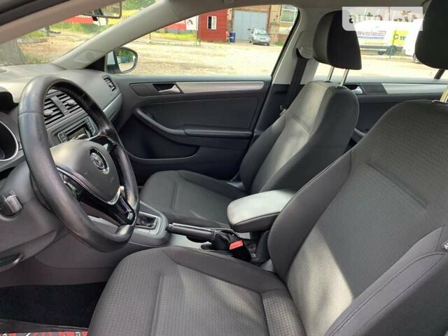 Белый Фольксваген Джетта, объемом двигателя 1.6 л и пробегом 183 тыс. км за 11500 $, фото 24 на Automoto.ua