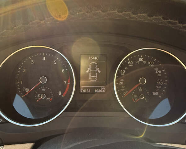Фольксваген Джетта 2016 в Киеве на Automoto.ua Белый Фольксваген Джетта, объемом двигателя 1.39 л и пробегом 74 тыс. км за 12000 $, фото 7 на Automoto.ua