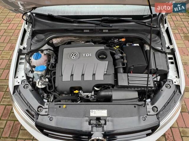 Білий Фольксваген Джетта, об'ємом двигуна 1.6 л та пробігом 99 тис. км за 11800 $, фото 19 на Automoto.ua