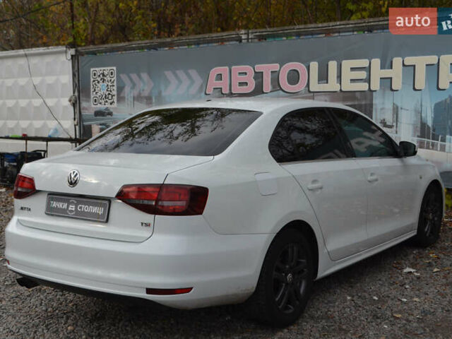 Фольксваген Джетта 2016 в Киеве на Automoto.ua Белый Фольксваген Джетта, объемом двигателя 1.39 л и пробегом 118 тыс. км за 11200 $, фото 6 на Automoto.ua
