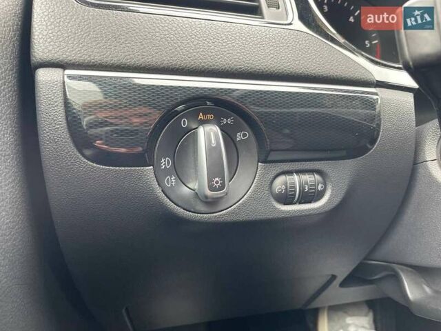 Фольксваген Джетта 2016 в Одессе на Automoto.ua Белый Фольксваген Джетта, объемом двигателя 1.6 л и пробегом 132 тыс. км за 13000 $, фото 12 на Automoto.ua