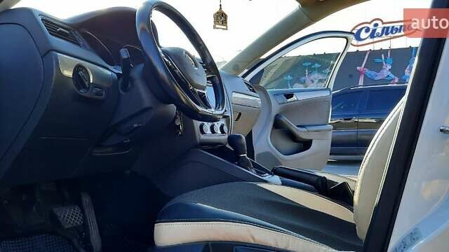 Білий Фольксваген Джетта, об'ємом двигуна 1.6 л та пробігом 167 тис. км за 11300 $, фото 8 на Automoto.ua