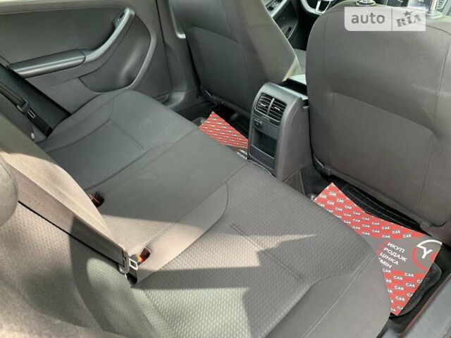 Белый Фольксваген Джетта, объемом двигателя 1.6 л и пробегом 183 тыс. км за 11500 $, фото 33 на Automoto.ua