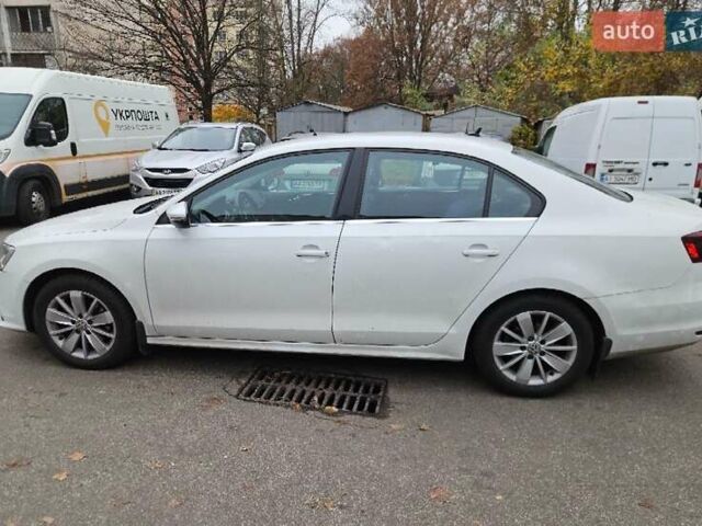 Білий Фольксваген Джетта, об'ємом двигуна 1.6 л та пробігом 80 тис. км за 13950 $, фото 2 на Automoto.ua