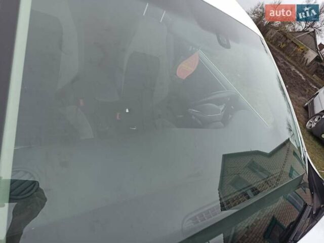 Белый Фольксваген Джетта, объемом двигателя 1.6 л и пробегом 226 тыс. км за 12500 $, фото 48 на Automoto.ua