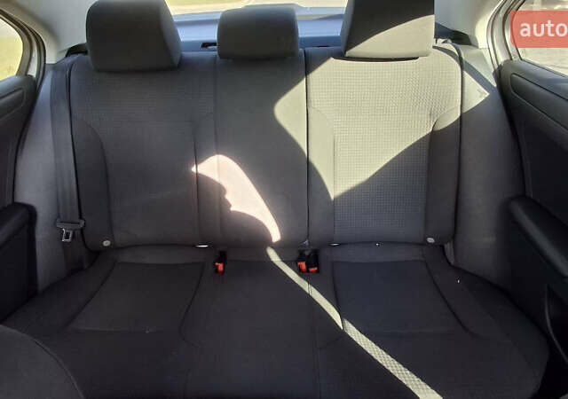 Белый Фольксваген Джетта, объемом двигателя 1.4 л и пробегом 184 тыс. км за 9300 $, фото 7 на Automoto.ua