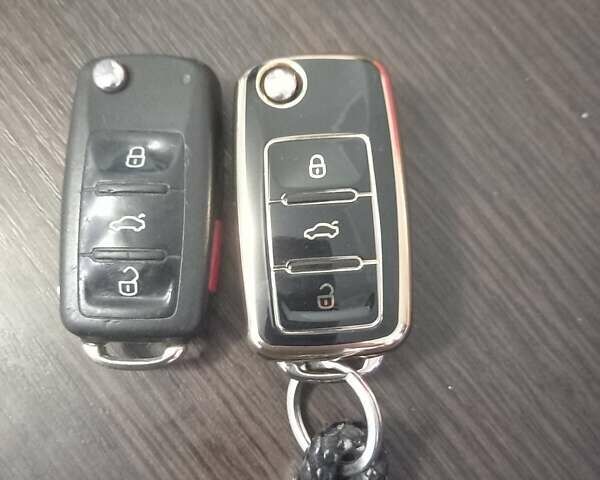 Білий Фольксваген Джетта, об'ємом двигуна 1.4 л та пробігом 98 тис. км за 9799 $, фото 12 на Automoto.ua