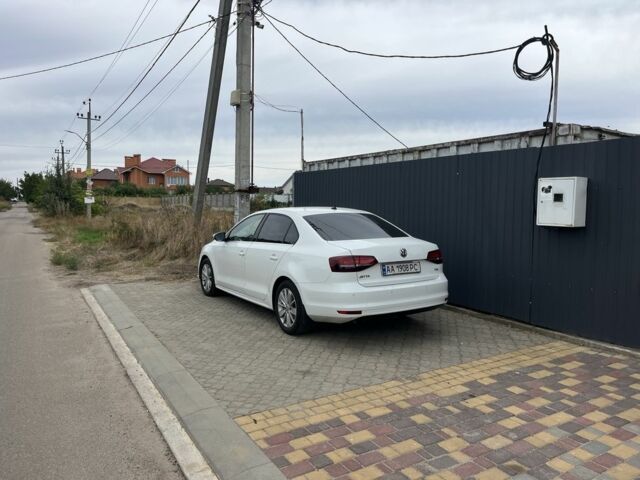 Белый Фольксваген Джетта, объемом двигателя 1.6 л и пробегом 30 тыс. км за 11111 $, фото 1 на Automoto.ua