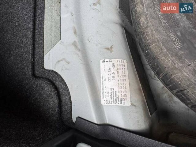 Білий Фольксваген Джетта, об'ємом двигуна 1.6 л та пробігом 99 тис. км за 11800 $, фото 32 на Automoto.ua