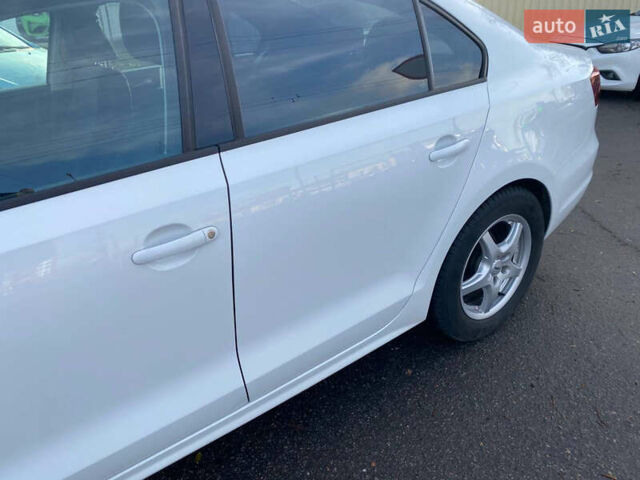 Білий Фольксваген Джетта, об'ємом двигуна 1.4 л та пробігом 140 тис. км за 10899 $, фото 10 на Automoto.ua