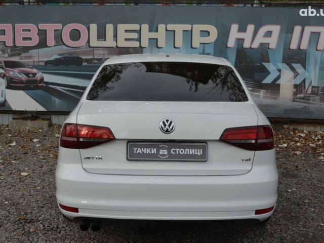 Фольксваген Джетта 2016 в Киеве на Automoto.ua Белый Фольксваген Джетта, объемом двигателя 0 л и пробегом 118 тыс. км за 11200 $, фото 7 на Automoto.ua