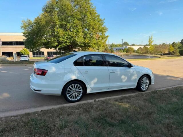 Белый Фольксваген Джетта, объемом двигателя 1.8 л и пробегом 74 тыс. км за 6000 $, фото 4 на Automoto.ua