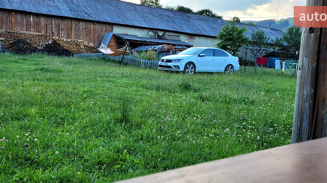 Белый Фольксваген Джетта, объемом двигателя 1.98 л и пробегом 64 тыс. км за 13000 $, фото 2 на Automoto.ua