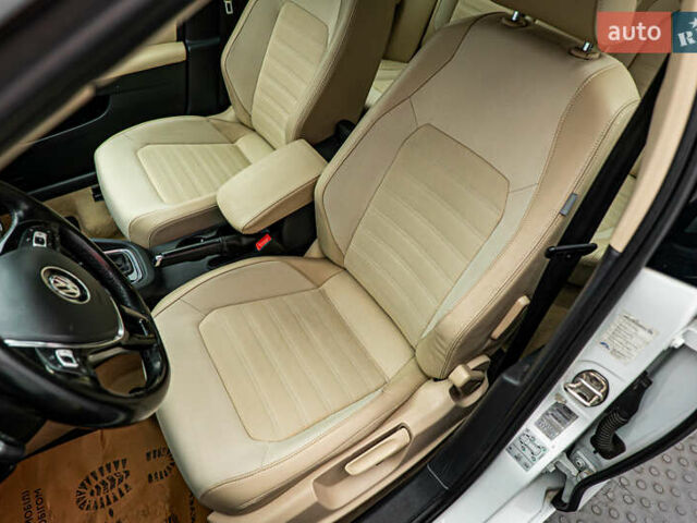 Фольксваген Джетта 2016 в Киеве на Automoto.ua Белый Фольксваген Джетта, объемом двигателя 1.6 л и пробегом 102 тыс. км за 11404 $, фото 8 на Automoto.ua