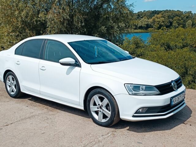 Белый Фольксваген Джетта, объемом двигателя 1.6 л и пробегом 301 тыс. км за 9000 $, фото 3 на Automoto.ua