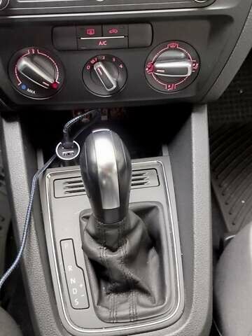 Фольксваген Джетта 2016 в Вышгороде на Automoto.ua Белый Фольксваген Джетта, объемом двигателя 1.39 л и пробегом 122 тыс. км за 11300 $, фото 13 на Automoto.ua