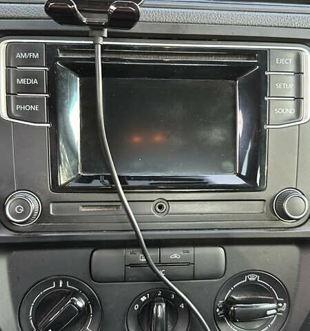 Белый Фольксваген Джетта, объемом двигателя 1.4 л и пробегом 188 тыс. км за 10300 $, фото 11 на Automoto.ua