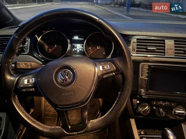 Белый Фольксваген Джетта, объемом двигателя 1.8 л и пробегом 146 тыс. км за 9200 $, фото 12 на Automoto.ua