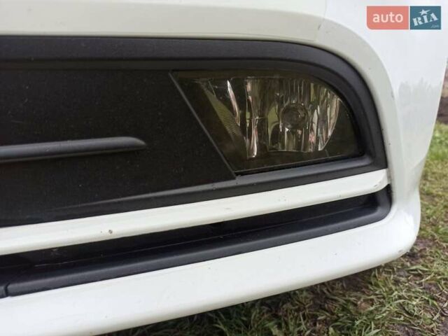 Белый Фольксваген Джетта, объемом двигателя 1.6 л и пробегом 226 тыс. км за 12500 $, фото 17 на Automoto.ua