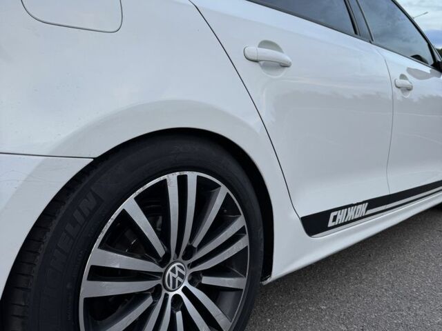 Белый Фольксваген Джетта, объемом двигателя 1.8 л и пробегом 239 тыс. км за 262 $, фото 7 на Automoto.ua