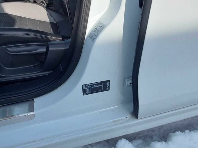 Белый Фольксваген Джетта, объемом двигателя 1.6 л и пробегом 256 тыс. км за 10999 $, фото 8 на Automoto.ua