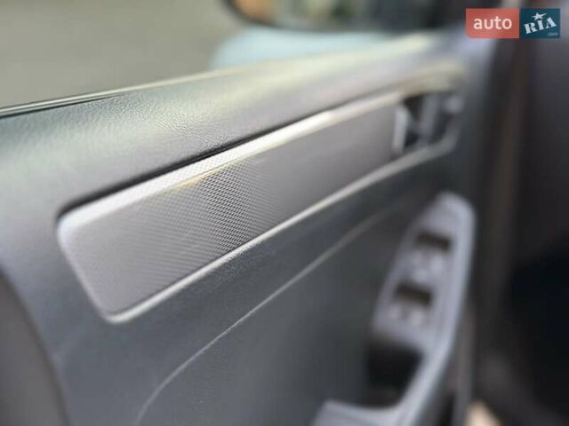 Білий Фольксваген Джетта, об'ємом двигуна 1.6 л та пробігом 52 тис. км за 14500 $, фото 69 на Automoto.ua