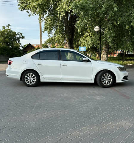 Белый Фольксваген Джетта, объемом двигателя 1.4 л и пробегом 188 тыс. км за 10300 $, фото 3 на Automoto.ua