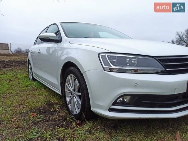 Белый Фольксваген Джетта, объемом двигателя 1.6 л и пробегом 226 тыс. км за 12500 $, фото 2 на Automoto.ua