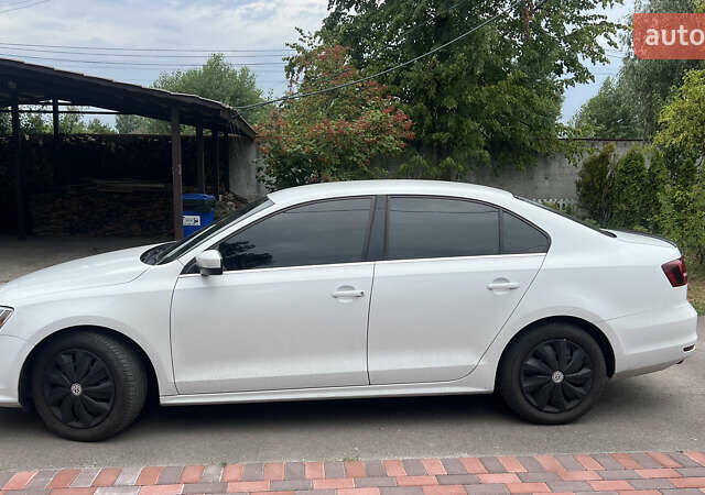 Белый Фольксваген Джетта, объемом двигателя 1.4 л и пробегом 96 тыс. км за 11800 $, фото 2 на Automoto.ua