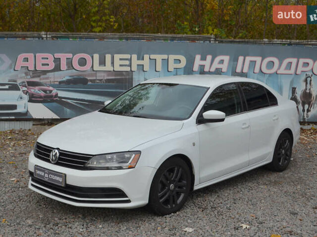 Фольксваген Джетта 2016 в Киеве на Automoto.ua Белый Фольксваген Джетта, объемом двигателя 1.39 л и пробегом 118 тыс. км за 11200 $, фото 2 на Automoto.ua
