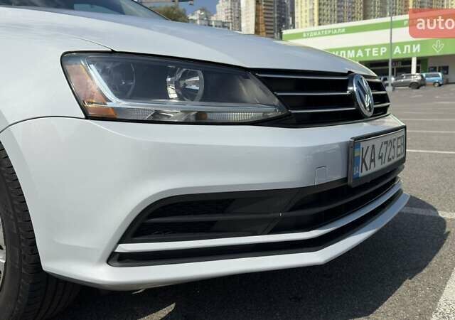 Фольксваген Джетта 2016 в Вышгороде на Automoto.ua Белый Фольксваген Джетта, объемом двигателя 1.39 л и пробегом 122 тыс. км за 11300 $, фото 2 на Automoto.ua